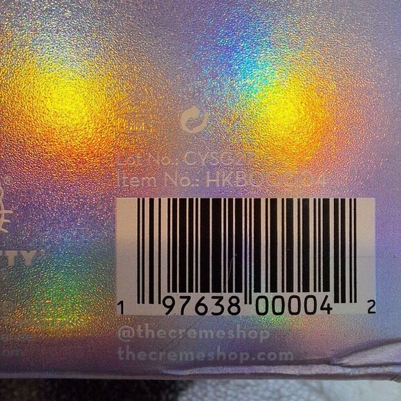 NEW LIMITED EDITION The Creme Shop HELLO KITTY Bath Bomb 3D Fizzy Sugar Berry - Picture 5 of 7